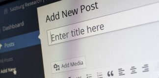 Ile zarabia redaktor?