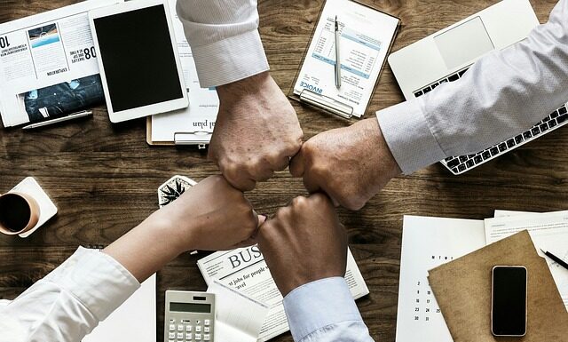 Na czym polega budowanie relacji z klientem?